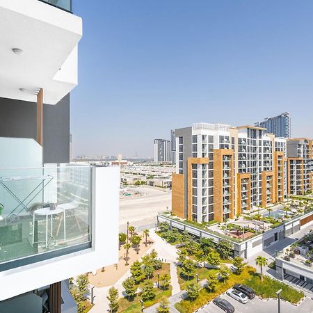 Escape24 Stylish Studio Azizi Riviera 8 Meydan One Dubai Bagian luar foto